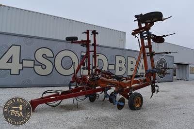 Dmi APPLICATOR TOOL BAR Anhydrous Fertilizer Applicator