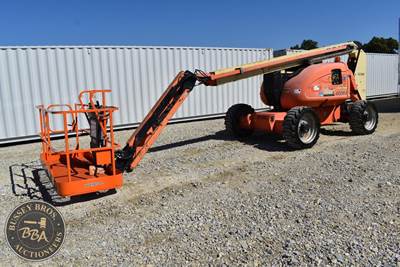 JLG 600AJ Articulating Boom Lift
