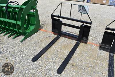 AGROTK PALLET FORK ATTACHMENT