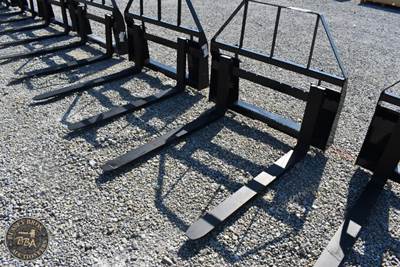 AGROTK PALLET FORK ATTACHMENT
