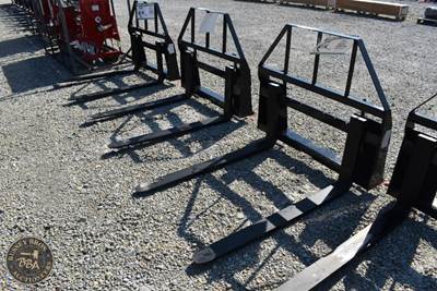AGROTK PALLET FORK ATTACHMENT