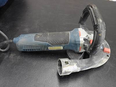 Bosch RIGHT ANGLE GRINDER W/CASE
