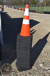 Chery SAFETY CONES