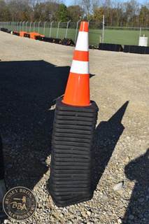 Chery SAFETY CONES