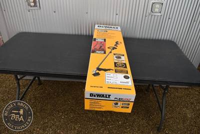 DeWalt 60 V MAX FLEXVOLT STRING TRIMMER