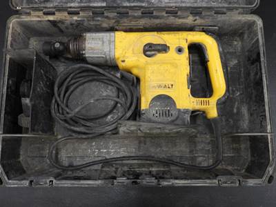 DeWalt D25551 1 9/16" ROTARY HAMMER W/CASE
