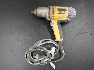 DeWalt DW292 1/2" DRIVE ELECTRIC IMPACT WRENCH W/CASE