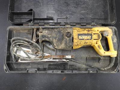 DeWalt DW311 Reciprocating Saw