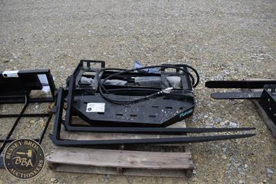 FUTURE HYDAULIC FORK ATTACHMENT