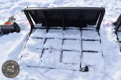 FUTURE LEVELING BUCKET