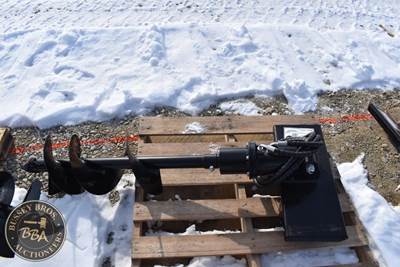 FUTURE MINI SKID STEER AUGER ATTACHMENT