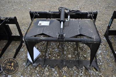 FUTURE MINI SKID STEER GRAPPLE ATTACHMENT