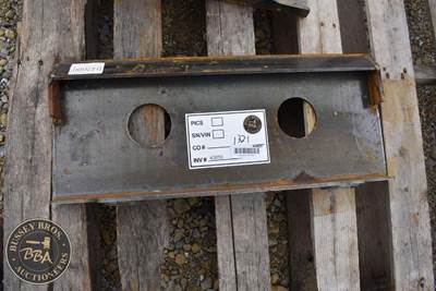 FUTURE WELDABLE MINI SKID STEER PLATE