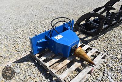 GIYI LOG SPLITTER ATTACHMENT