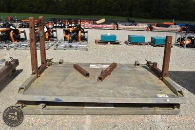 GME TRENCH BOX