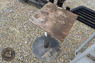 INDUSTRIAL PEDESTAL BASE STAND