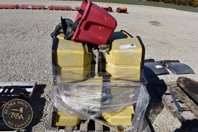 John Deere PLANTER BOXES AND PARTS