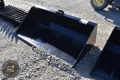 Kit Containers 66 INCH SKID STEER BUCKET
