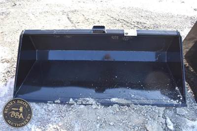 Kit Containers 78 INCH SKID STEER BUCKET