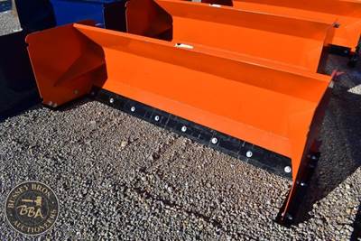 Kit Containers 8FT SNOW PUSHER ATTACHMENT