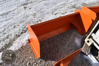 Kit Containers MINI SKID STEER SNOW PUSHER ATTACHMENT