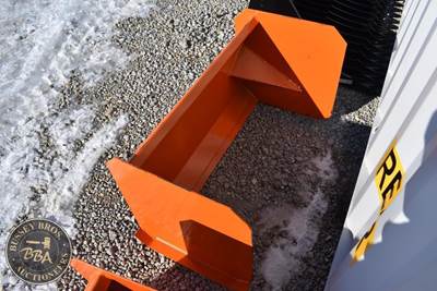 Kit Containers MINI SKID STEER SNOW PUSHER ATTACHMENT