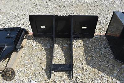 Kit Containers ROCK DIGGER SKELETON STUMP BUCKET ATTACHMENT