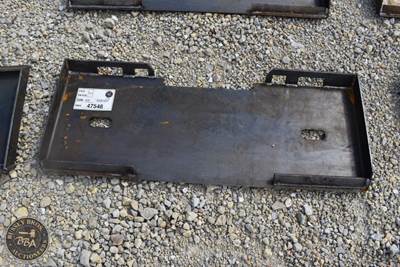 Kit Containers SKID STEER WELD-ON ATTACHMENT PLATE
