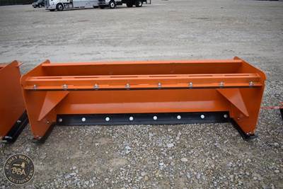 Kit Containers SNOW PUSHER ATTACHMENT