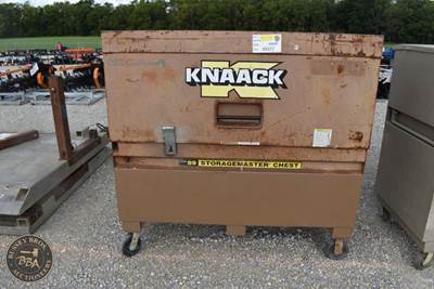 Knaack JOB SITE TOOL BOX