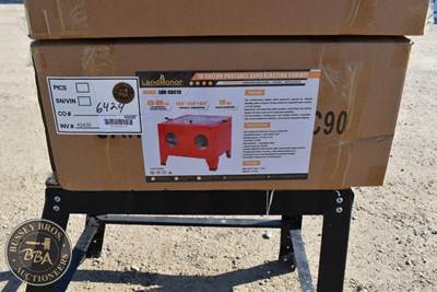 LANDHONOR 19GAL. PORTABLE SANDBLAST CABINET