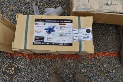 LANDHONOR 250LB ANVIL