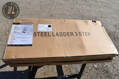 LANDHONOR 3 STEP SAFETY LADDER