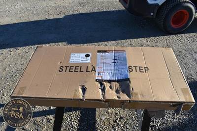 LANDHONOR 3 STEP STEP STOOL