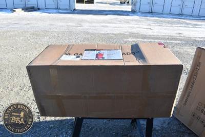 LANDHONOR 30 GALLON GAS CADDY