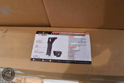 LANDHONOR BACKHOE EXCAVATOR THUMB