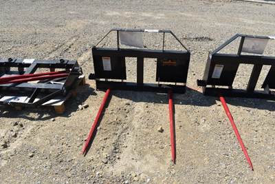 LANDHONOR DUAL BALE SPEARS ATTACHMENT