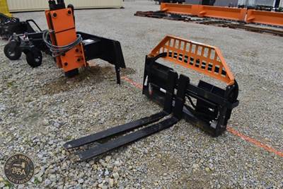 LANDHONOR FORKS AND FRAME ATTACHMENT
