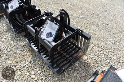 LANDHONOR MINI ROCK GRAPPLE BUCKET ATTACHMENT