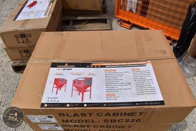 LANDHONOR PORTABLE SAND BLASTING CABINET