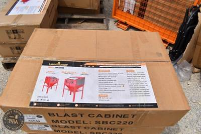 LANDHONOR PORTABLE SAND BLASTING CABINET