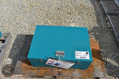 LANDHONOR RATCHET TIE DOWN AND FLATPACK TOOLBOX