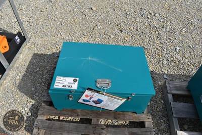LANDHONOR RATCHET TIE DOWN AND FLATPACK TOOLBOX