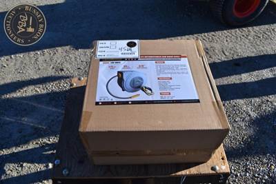 LANDHONOR RETRACTABLE AIR HOSE REEL