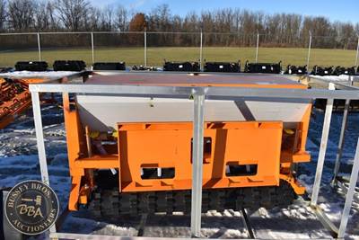 LANDHONOR SEEDER ATTACHMENT