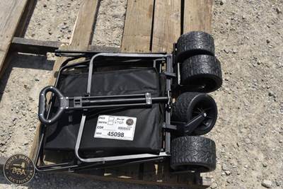 LANDHONOR WAGON CART FOLDABLE (HANDLE DAMAGE)