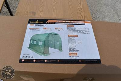 LANDHONOR WALK-IN GREENHOUSE