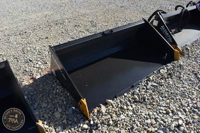 LYALS BUCKET ATTACHMENT