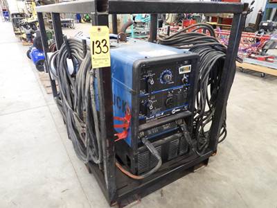 MILLER BOBCAT 225NT WELDER / GENERATOR