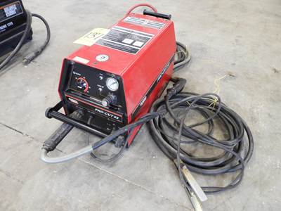 Miller PRO-CUT 55 PLASMA CUTTER